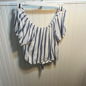 Women’s Button up shirt